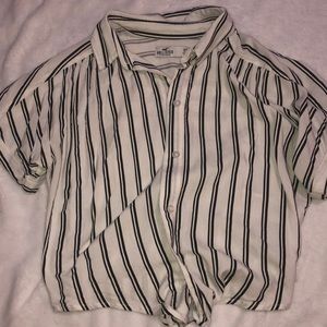 striped cropped hollister button-down, size xs